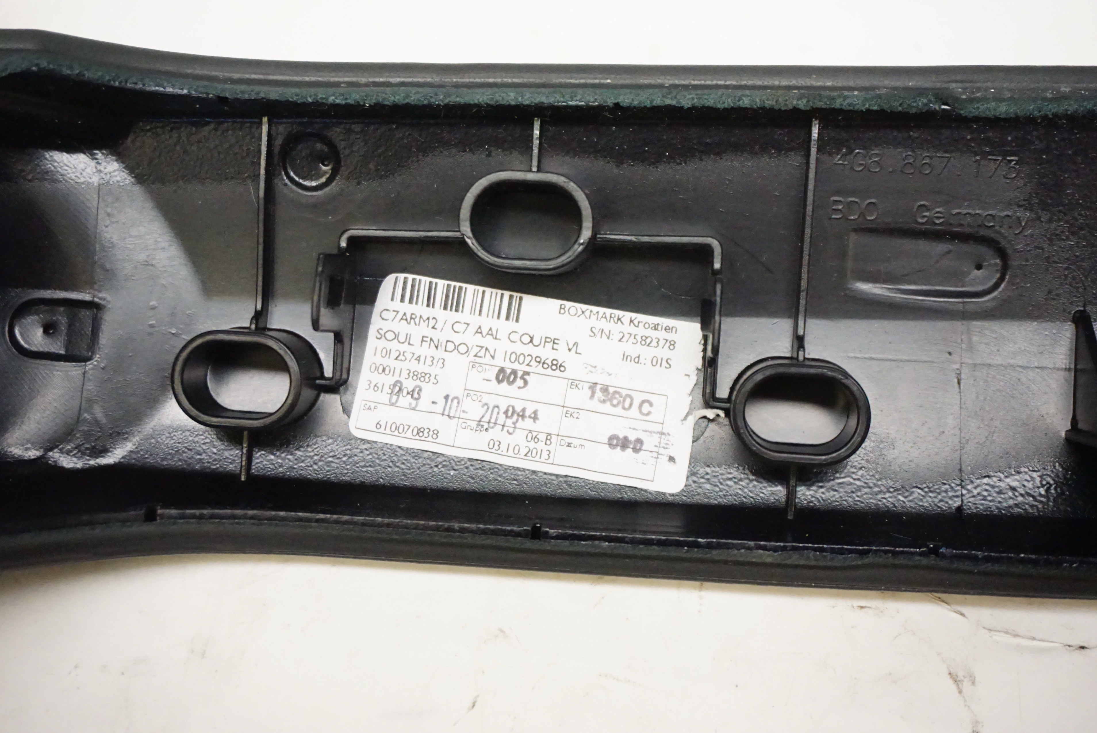 14-18 AUDI RS7 Driver Door Pull Handle Armrest 4G8-867-173
