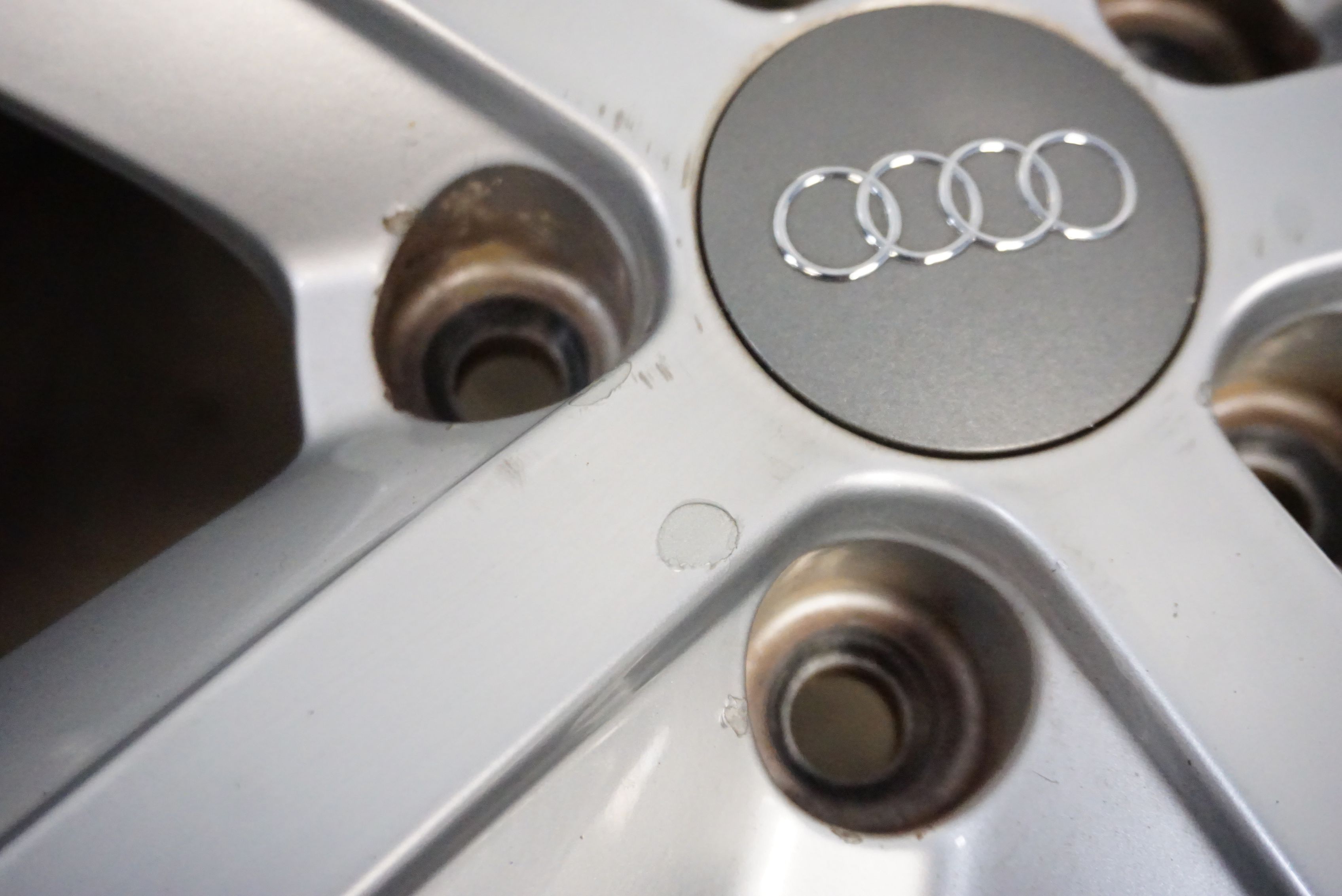 2009-2016 Audi A4 18